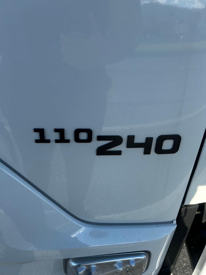 2026 Isuzu F Series image 9