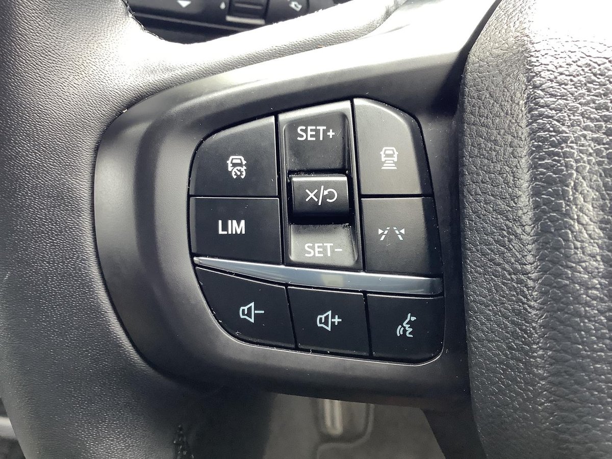 2025 Ford Everest Trend MY25.25 4X4 Dual Range image 13