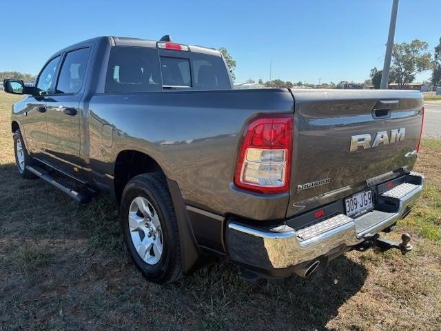 2023 RAM 1500 Big Horn DT MY23 4X4 Dual Range image 5