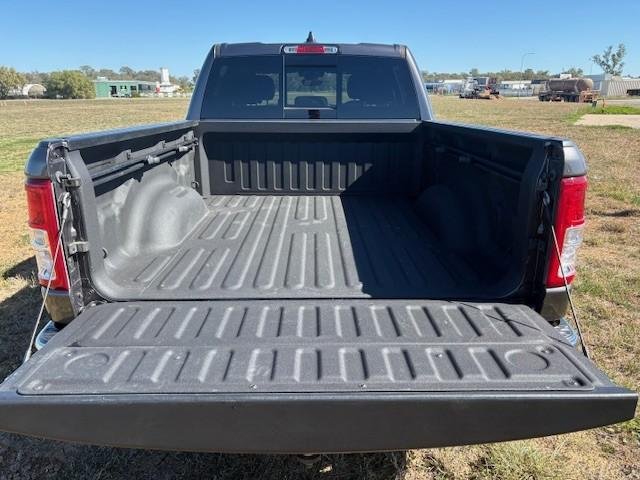 2023 RAM 1500 Big Horn DT MY23 4X4 Dual Range image 8