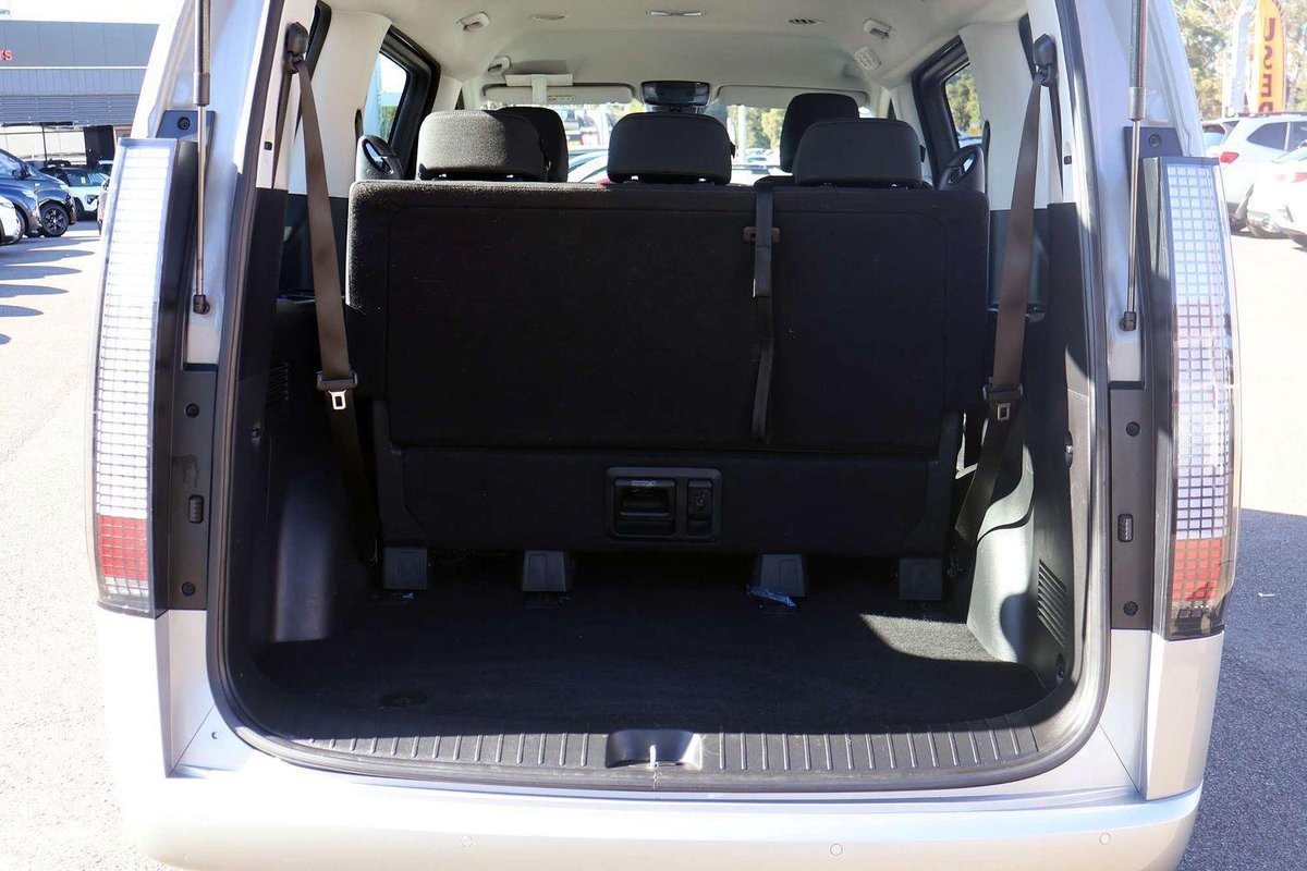 2024 Hyundai STARIA US4.V3 MY25 image 23