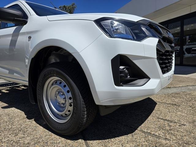 2026 Isuzu D-MAX SX High Ride MY25.5 4x2 image 9