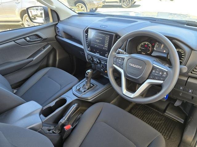 2026 Isuzu D-MAX SX High Ride MY25.5 4x2 image 11