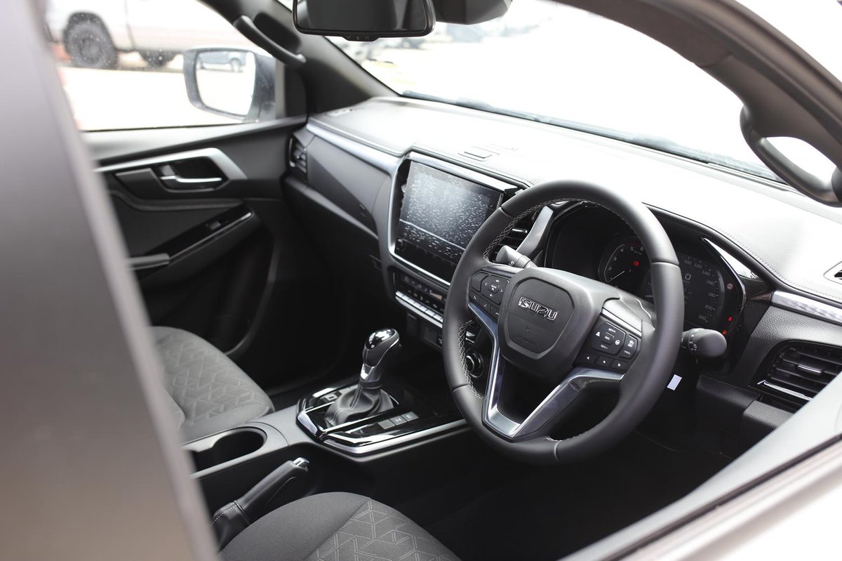 2025 Isuzu D-MAX LS-U MY25.5 4X4 Dual Range image 13