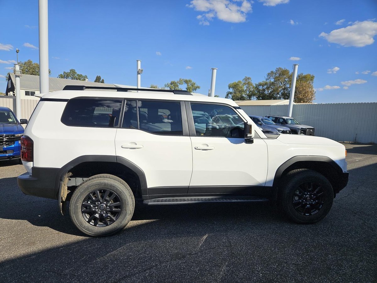 2025 Toyota Landcruiser Prado GXL GDJ251R 4X4 Dual Range image 14
