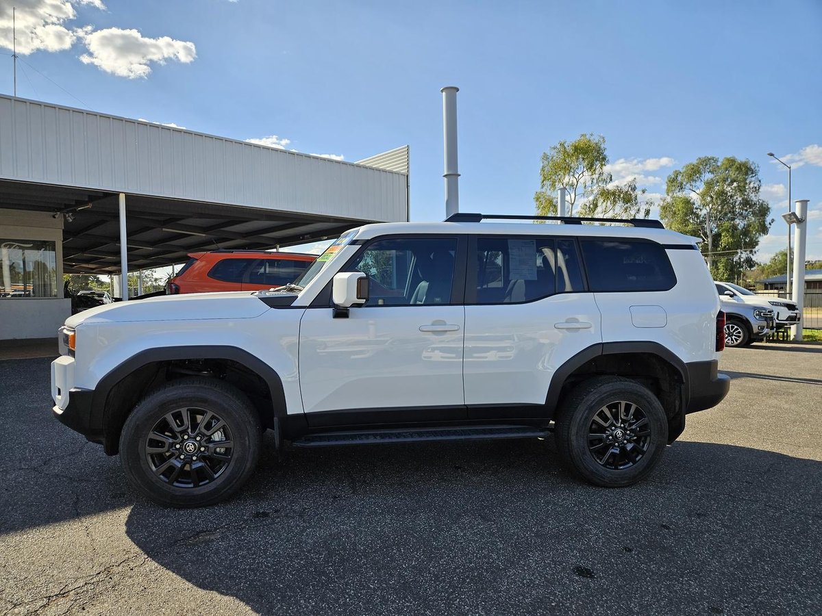 2025 Toyota Landcruiser Prado GXL GDJ251R 4X4 Dual Range image 12