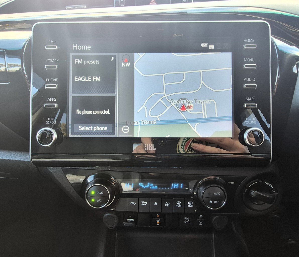 2023 Toyota Hilux 4x4 image 20