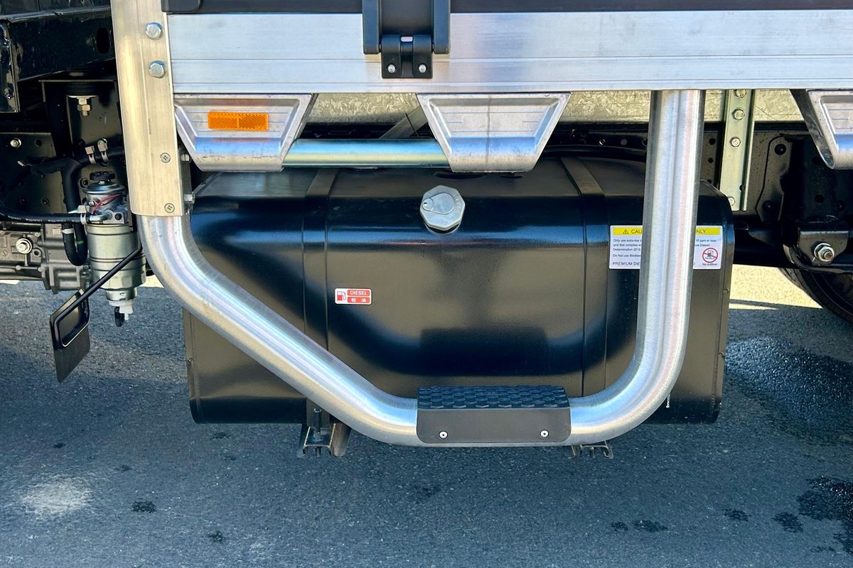 2026 Isuzu N Series NNR 45-150 DT C34 Traypack image 13