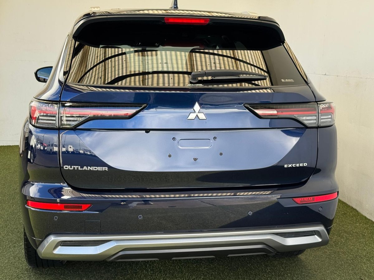 2025 Mitsubishi Outlander Exceed ZM MY25 AWD image 21