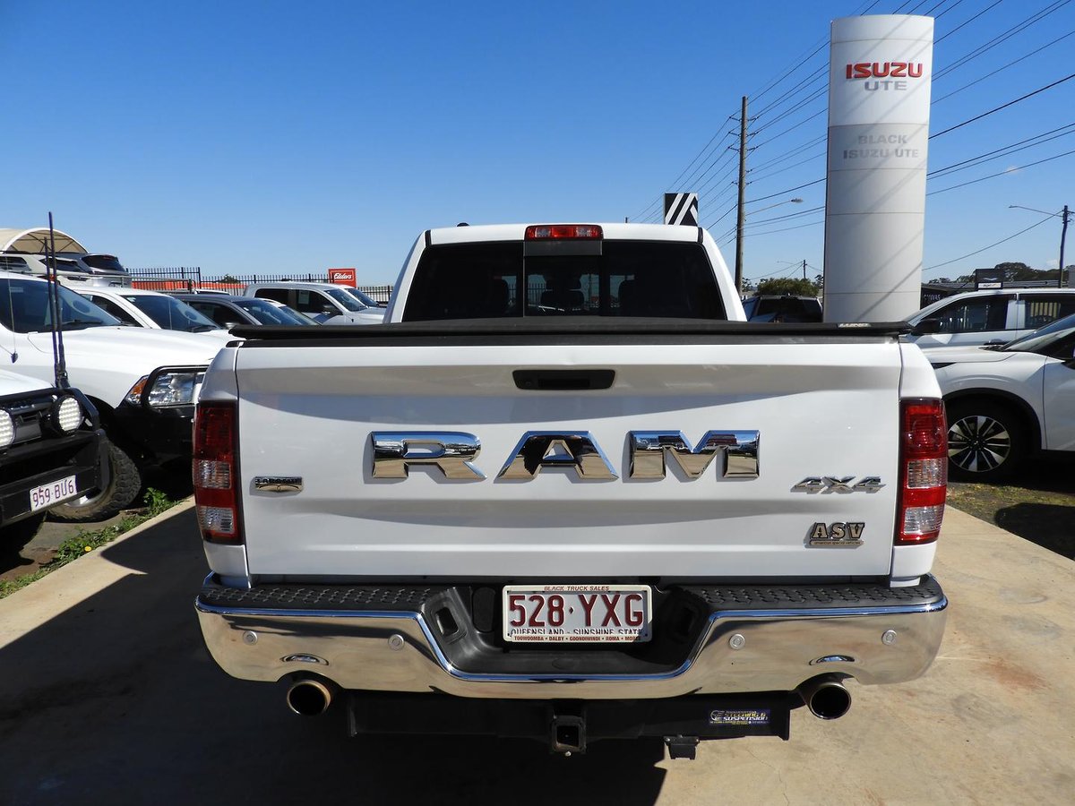 2019 RAM 1500 Laramie DS MY19 4X4 Dual Range image 5