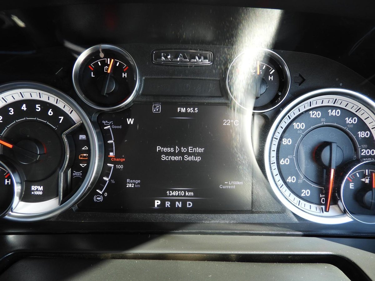 2019 RAM 1500 Laramie DS MY19 4X4 Dual Range image 13