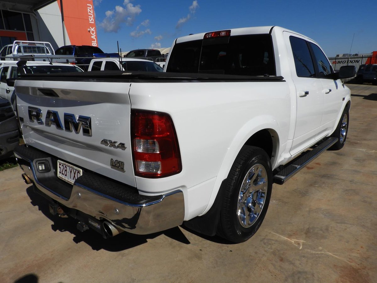 2019 RAM 1500 Laramie DS MY19 4X4 Dual Range image 6