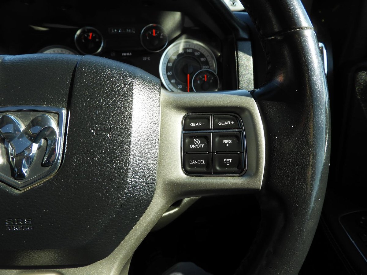 2019 RAM 1500 Laramie DS MY19 4X4 Dual Range image 17