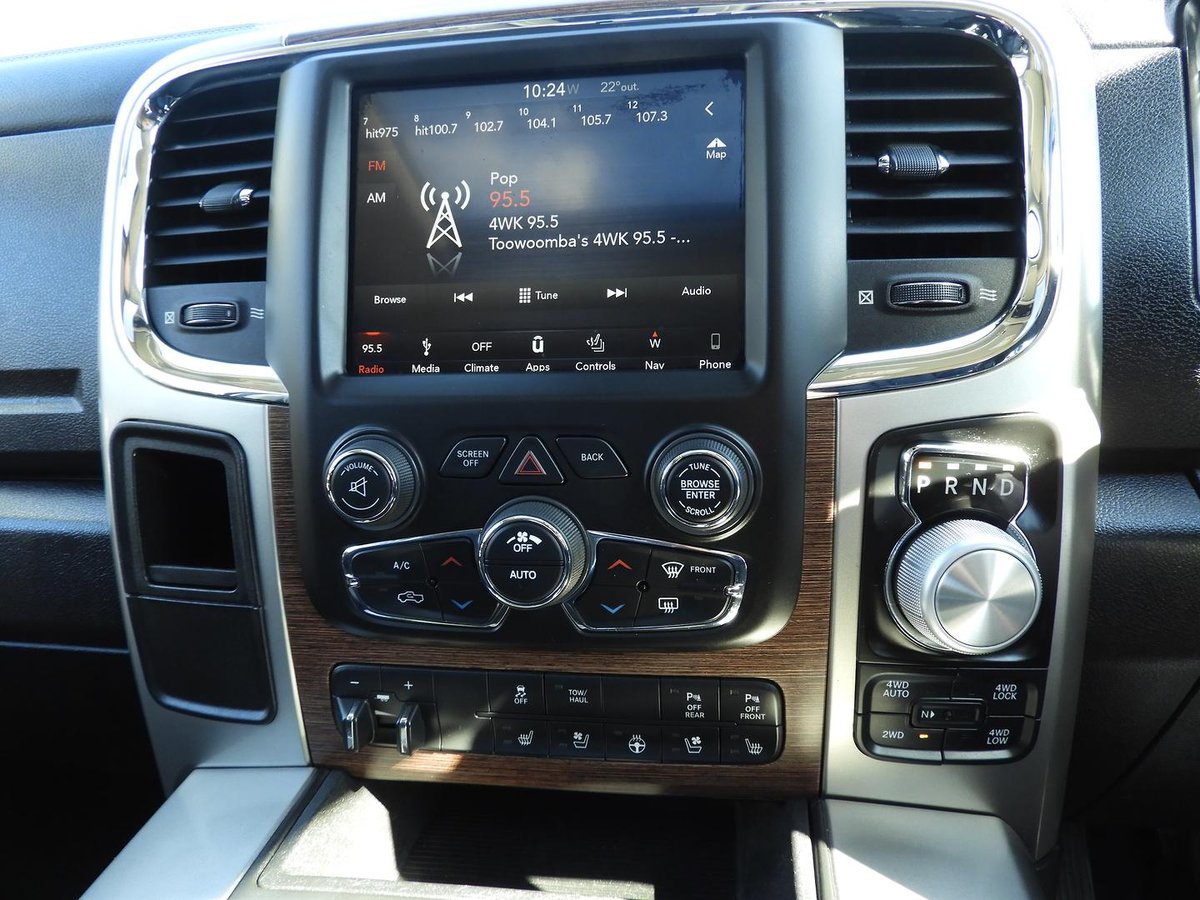 2019 RAM 1500 Laramie DS MY19 4X4 Dual Range image 15