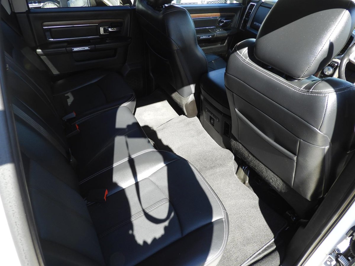 2019 RAM 1500 Laramie DS MY19 4X4 Dual Range image 10