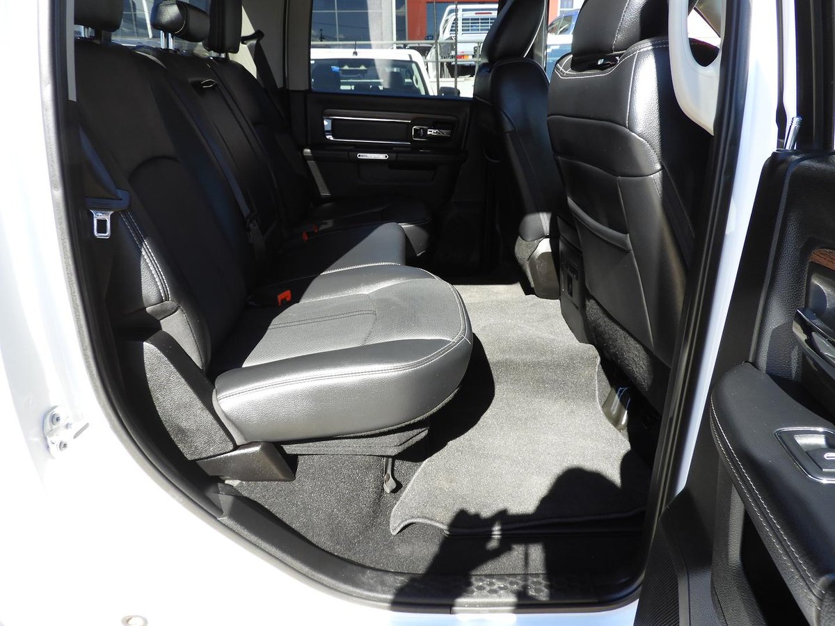 2019 RAM 1500 Laramie DS MY19 4X4 Dual Range image 11