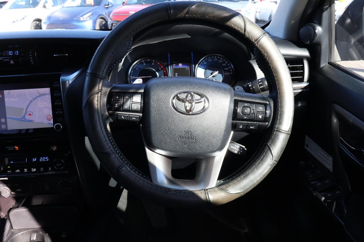 2021 Toyota Fortuner GXL GUN156R 4X4 Dual Range image 9