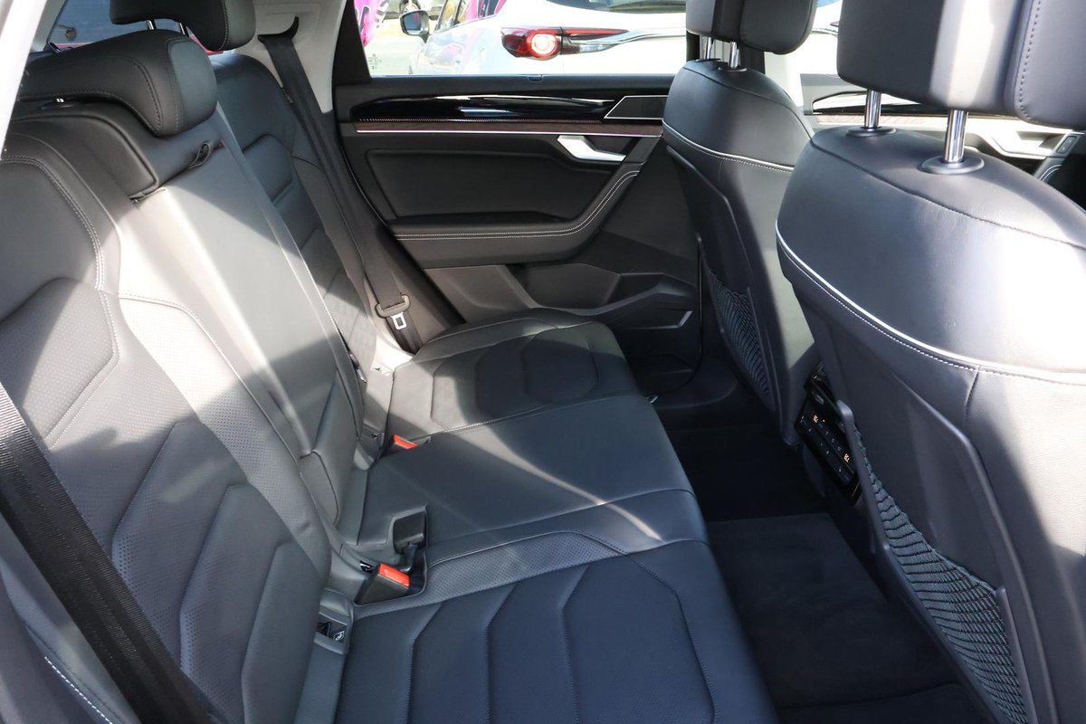 2024 Volkswagen Touareg 210TDI Elegance RC MY24 Four Wheel Drive image 26