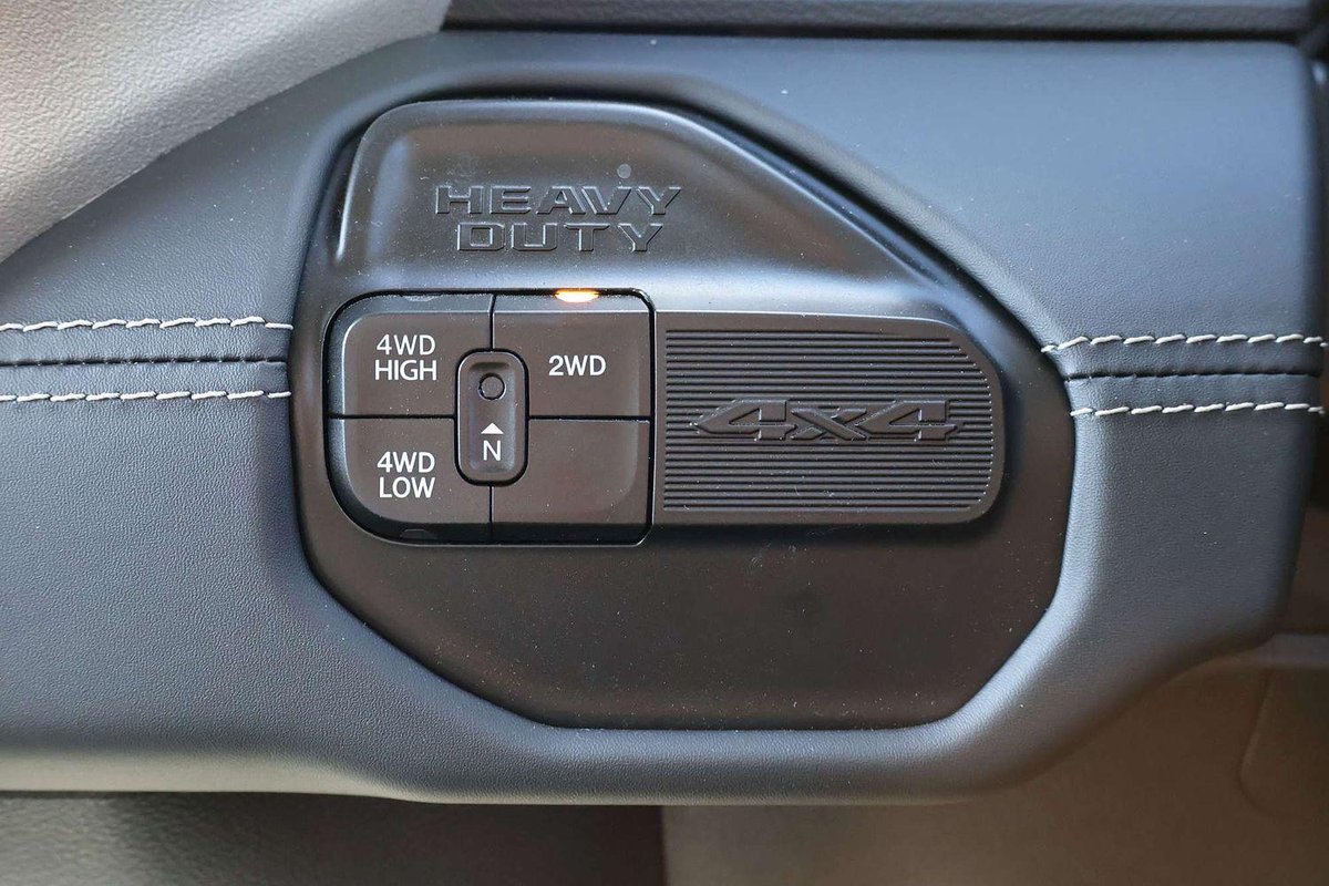 2026 RAM 2500 Laramie DJ MY26 4X4 Dual Range image 15