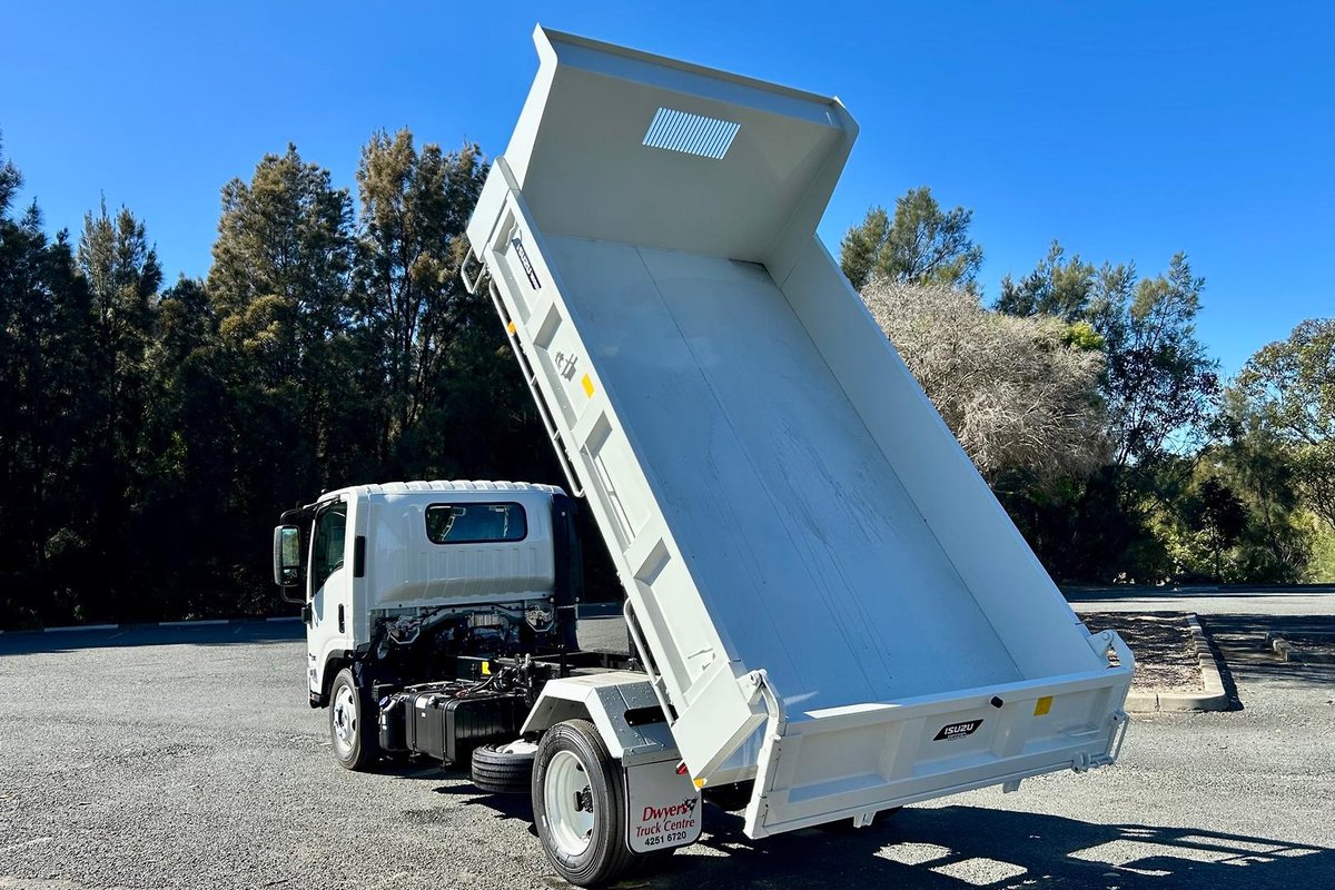 2026 Isuzu N Series NQR 88/80-190 AM D38 Tipper image 14