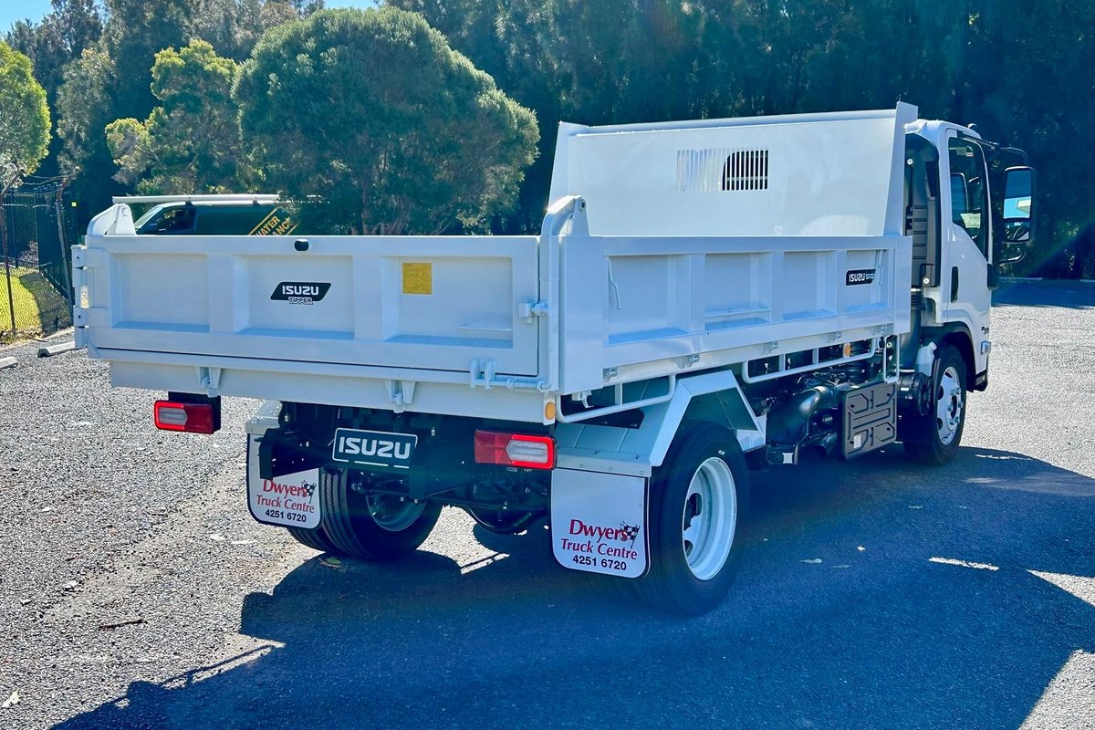 2026 Isuzu N Series NQR 88/80-190 AM D38 Tipper image 6