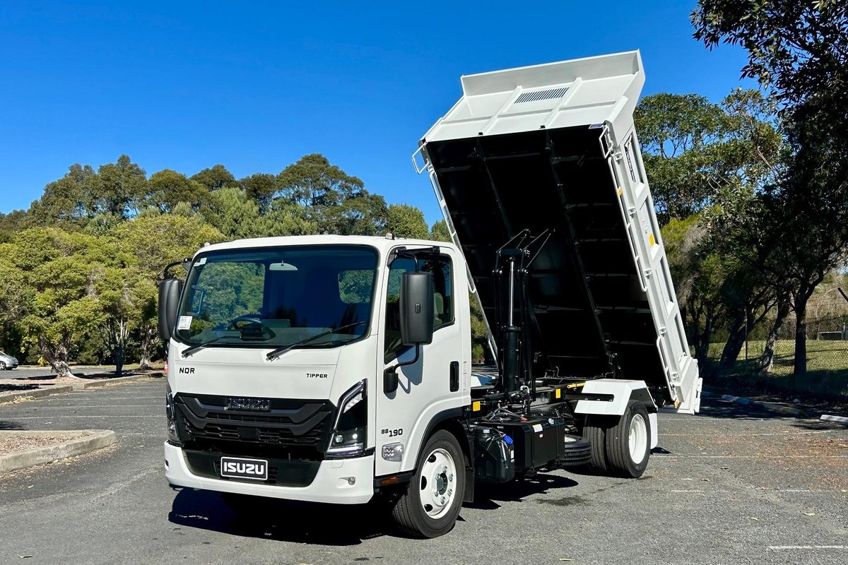 2026 Isuzu N Series NQR 88/80-190 AM D38 Tipper image 12