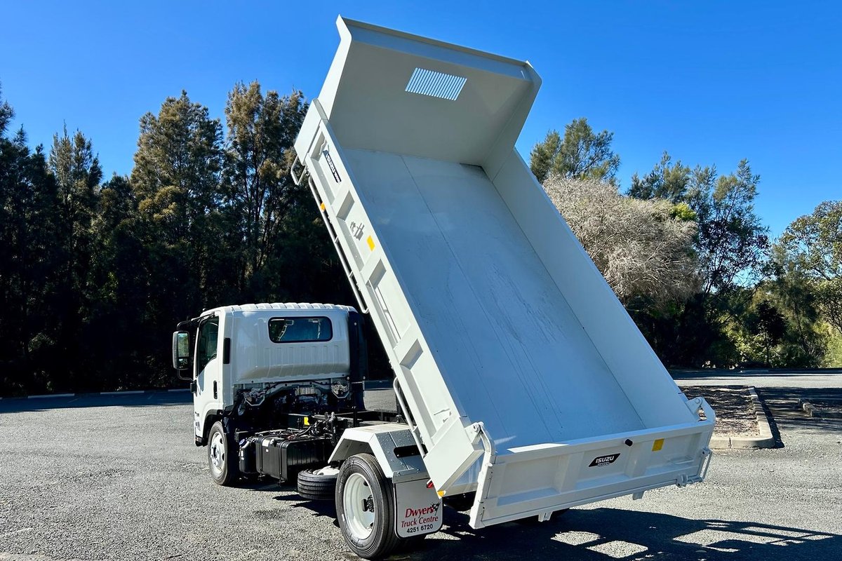 2026 Isuzu N Series NQR 88/80-190 AM D38 Tipper image 14