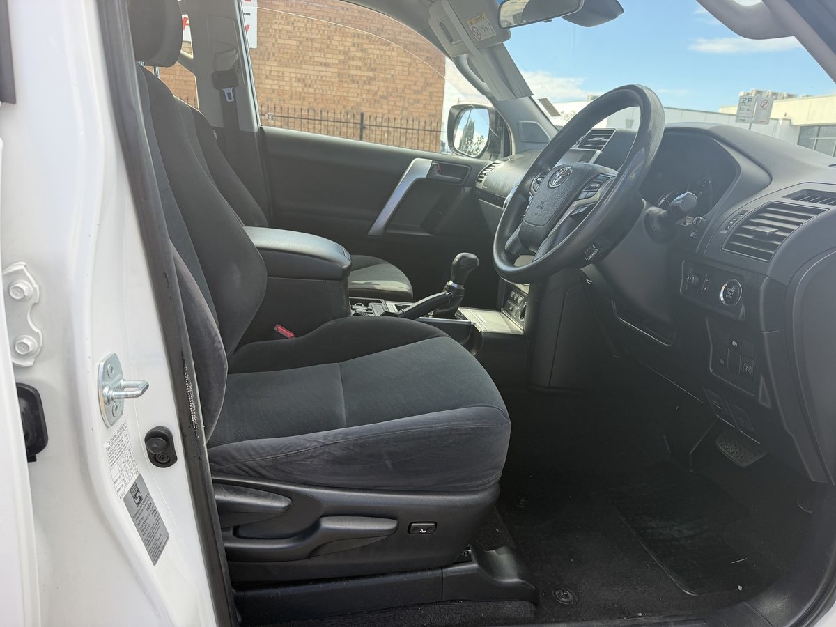 2021 Toyota Landcruiser Prado GX GDJ150R 4X4 Dual Range image 10