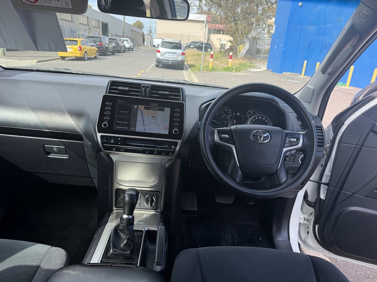 2021 Toyota Landcruiser Prado GX GDJ150R 4X4 Dual Range image 11