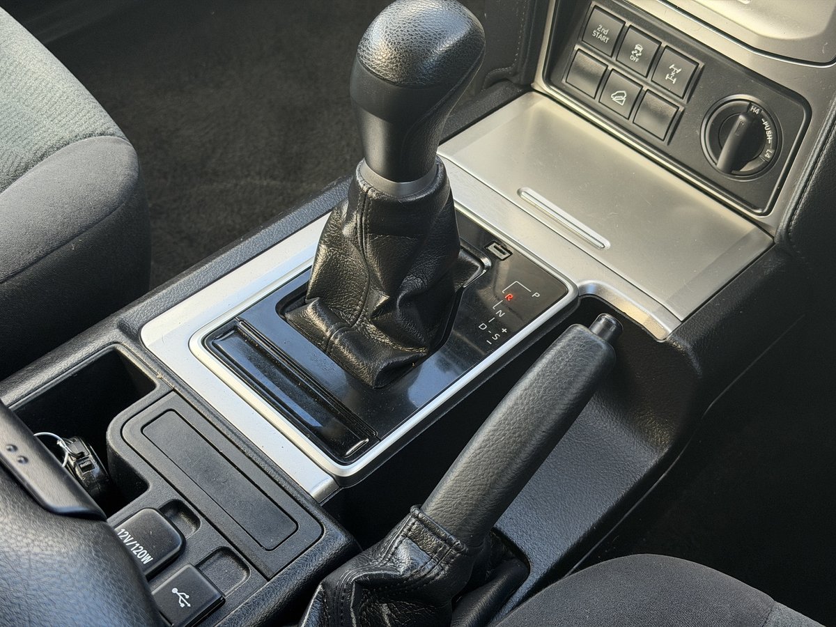 2021 Toyota Landcruiser Prado GX GDJ150R 4X4 Dual Range image 21