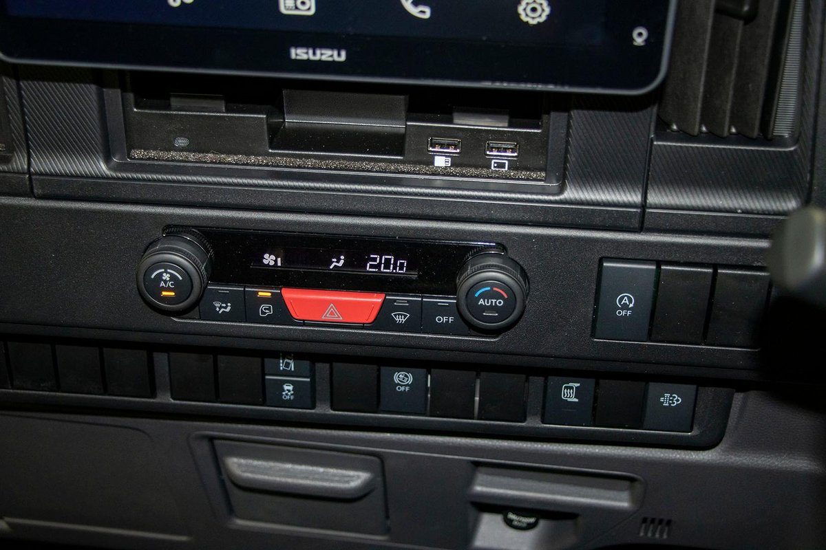 2026 Isuzu F Series FRR 110-240 AM D50 Freightpack image 14