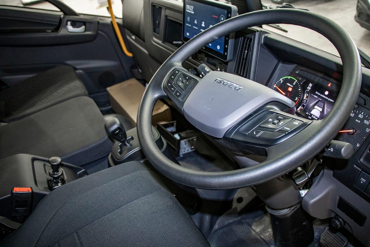 2026 Isuzu F Series FRR 110-240 AM D50 Freightpack image 8