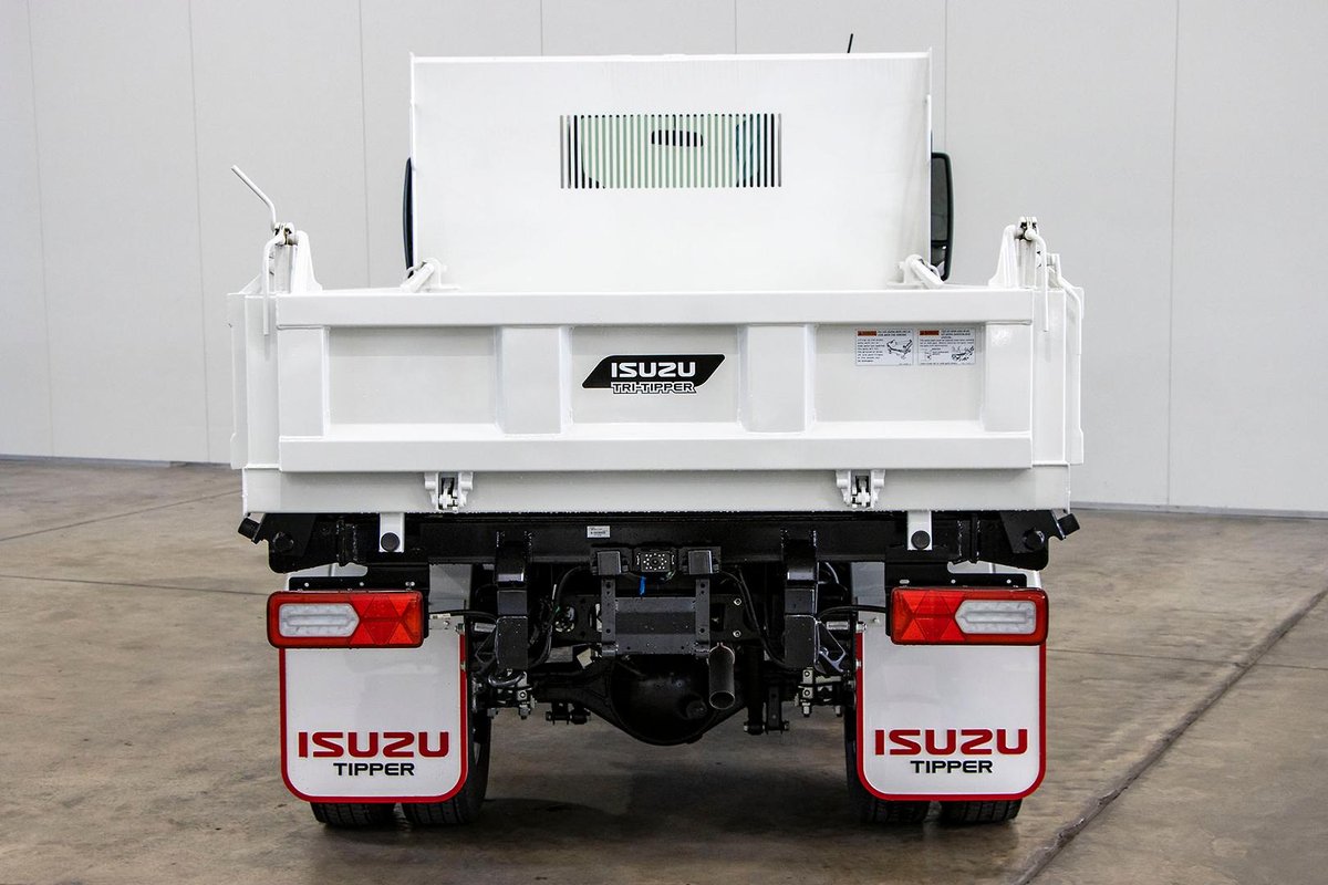 2026 Isuzu N Series NMR 65/45-150 DT D25 Tri-Tipper image 9