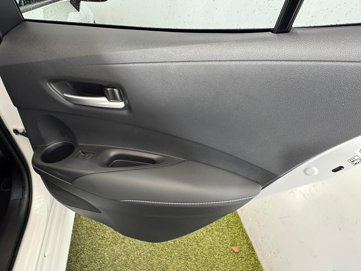 2024 Toyota Corolla ZR Hybrid ZWE219R image 11