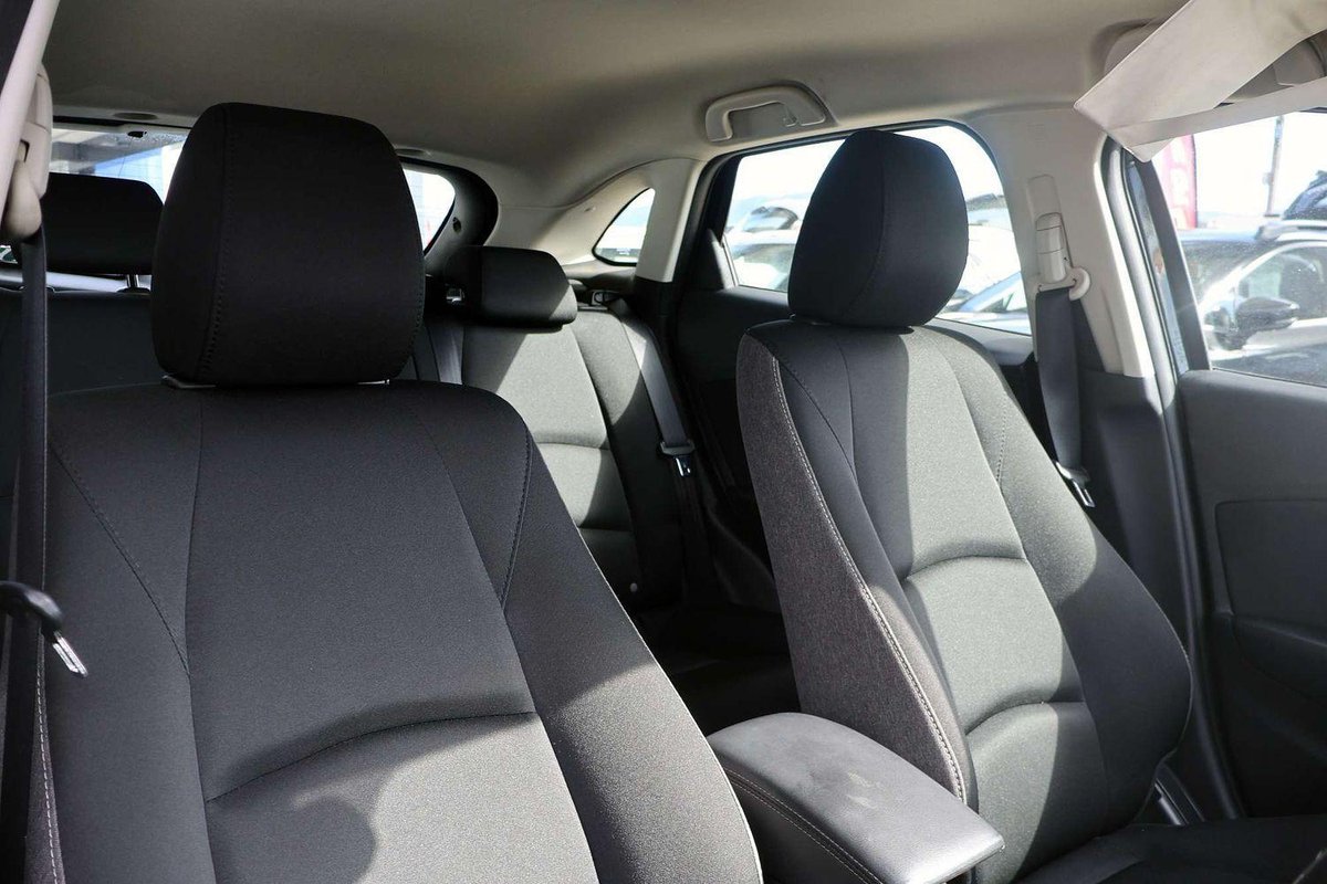 2025 Mazda CX-3 G20 Pure DK image 11