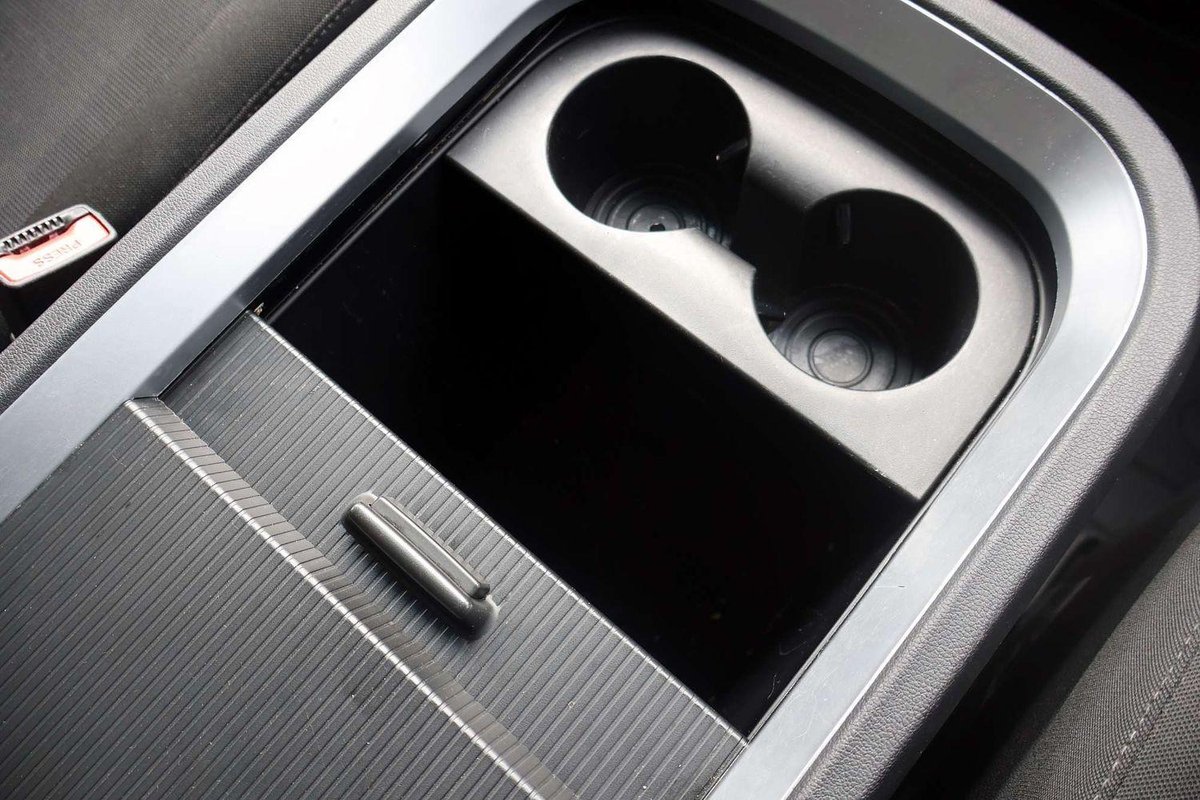 2024 Hyundai STARIA image 15