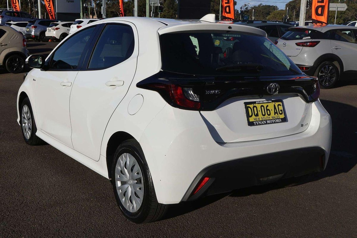 2024 Toyota Yaris Ascent Sport Hybrid MXPH10R image 7