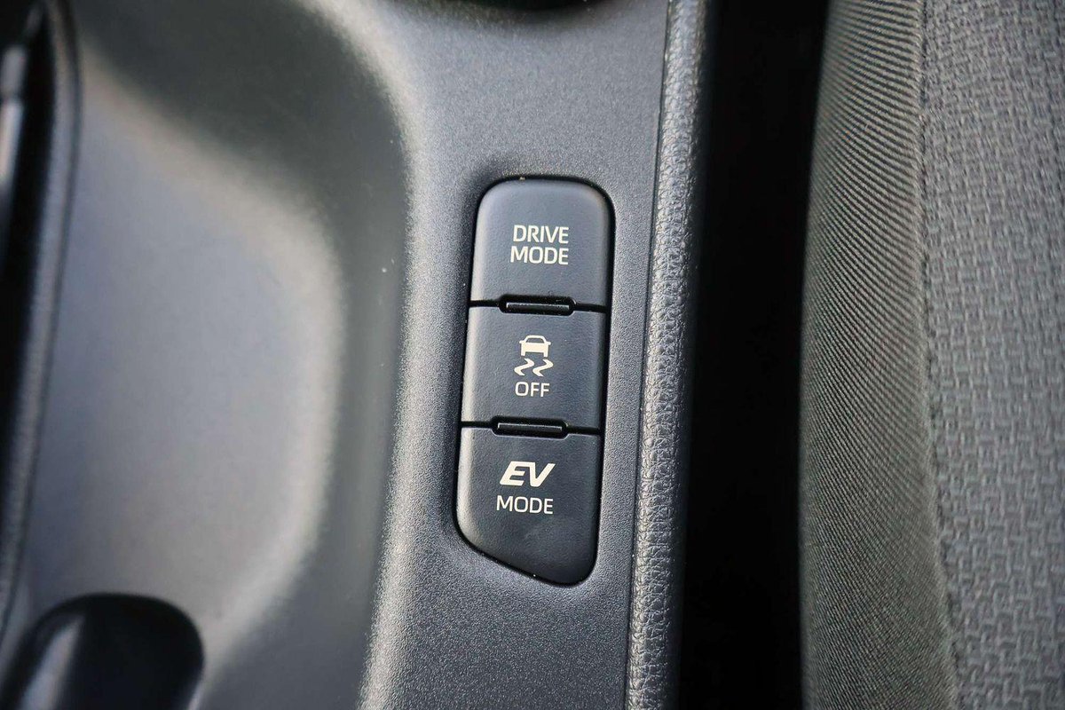 2024 Toyota Yaris Ascent Sport Hybrid MXPH10R image 16