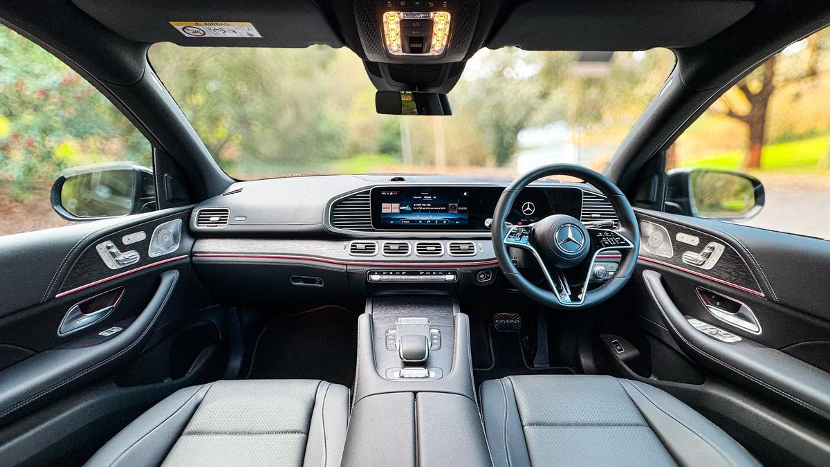 2026 Mercedes-Benz GLE-Class image 10