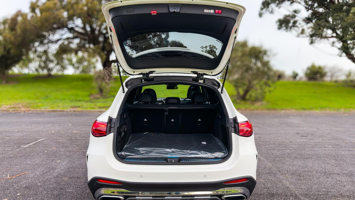 2026 Mercedes-Benz GLC-Class image 20