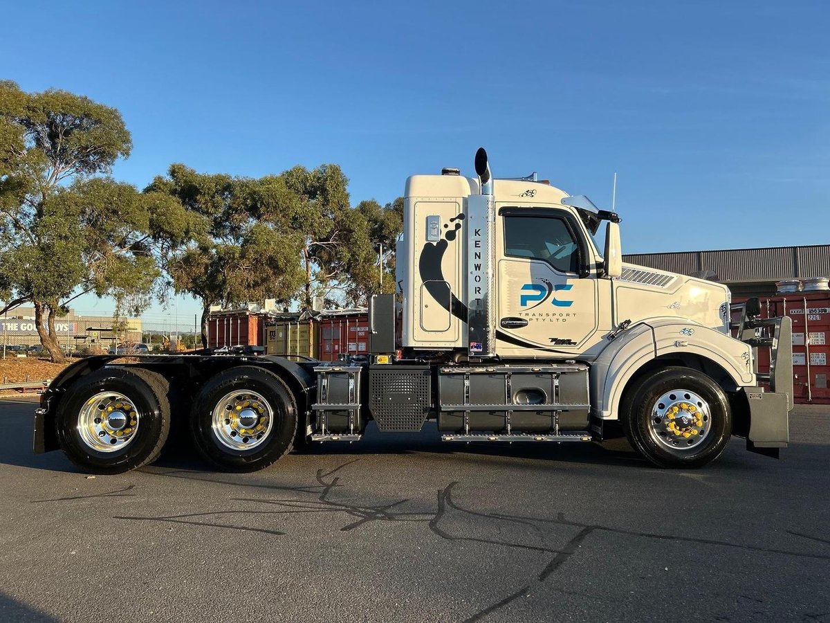 2024 Kenworth T410sar
