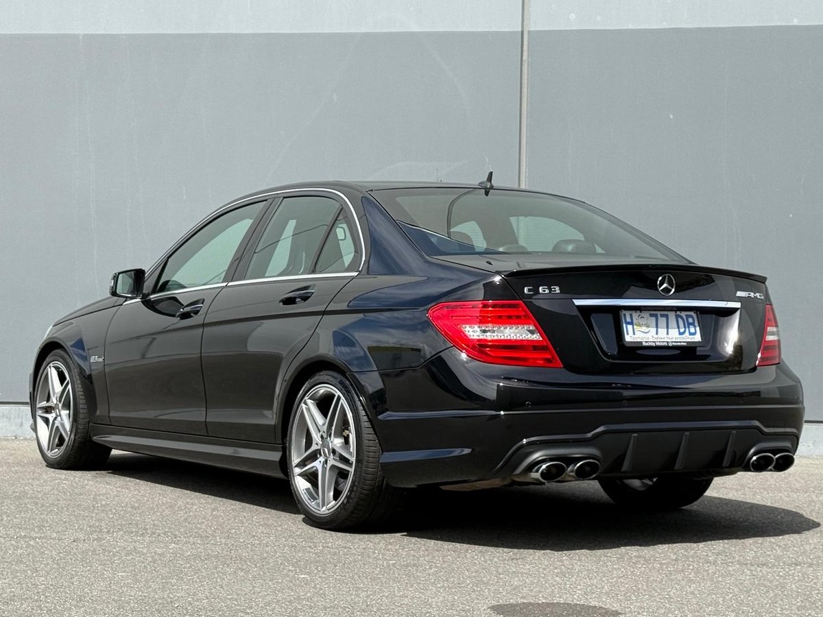 2013 Mercedes-Benz C-Class C63 AMG W204 MY13 image 2
