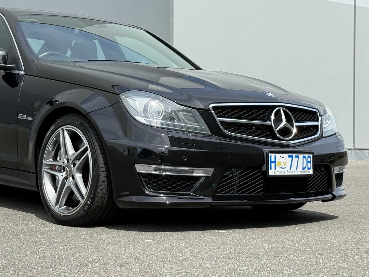 2013 Mercedes-Benz C-Class C63 AMG W204 MY13 image 16