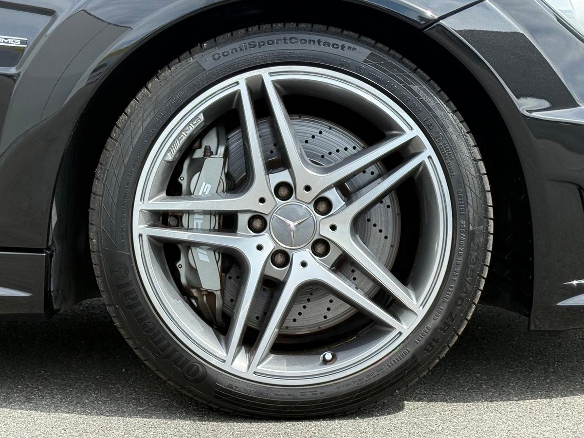 2013 Mercedes-Benz C-Class C63 AMG W204 MY13 image 26