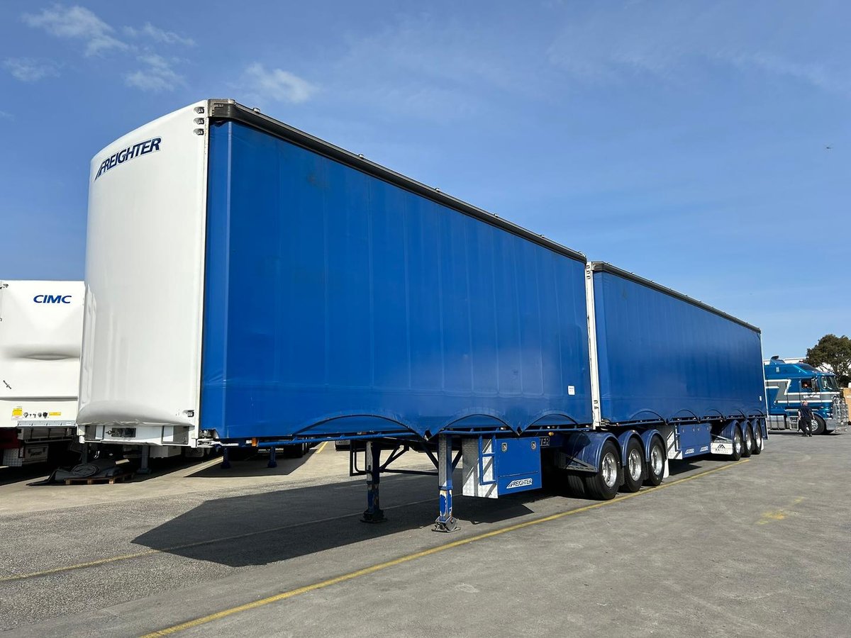 2015 Maxitrans St3 34 Pallet B Sd Ezi-Liner, Bpw