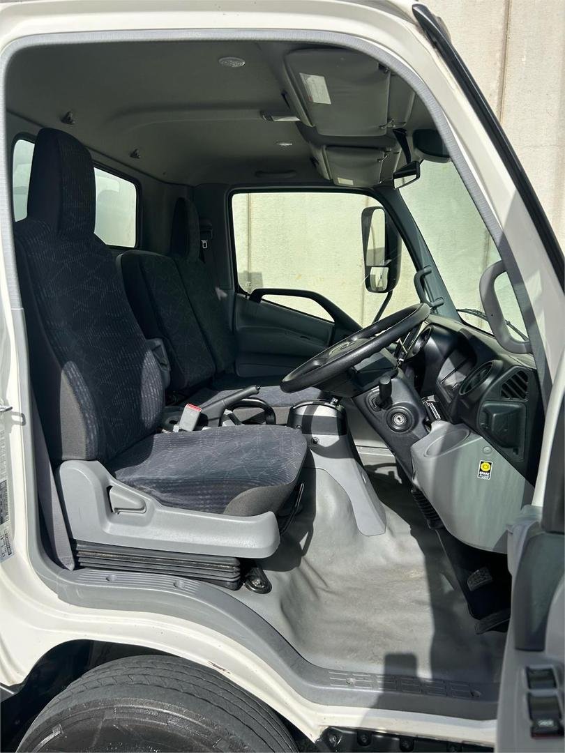 2023 Hino 300 616 image 13