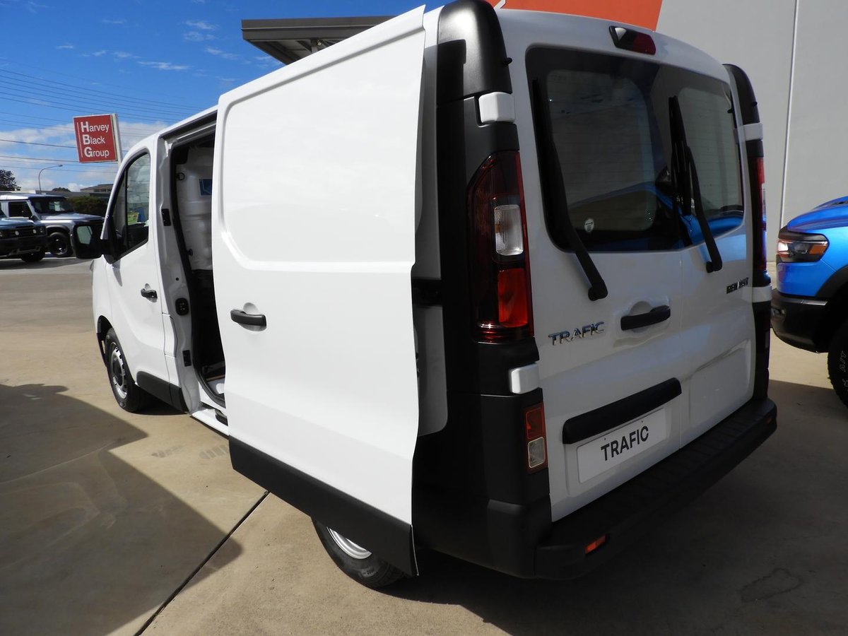 2025 Renault Trafic Pro X82 MY25 image 19