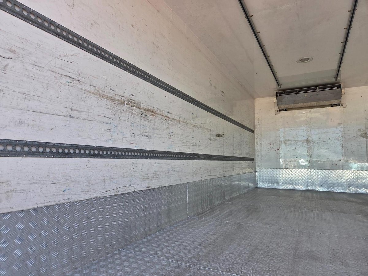 2013 Fuso Fighter 1627 10 Pallet - Minus 18 Freezer image 12