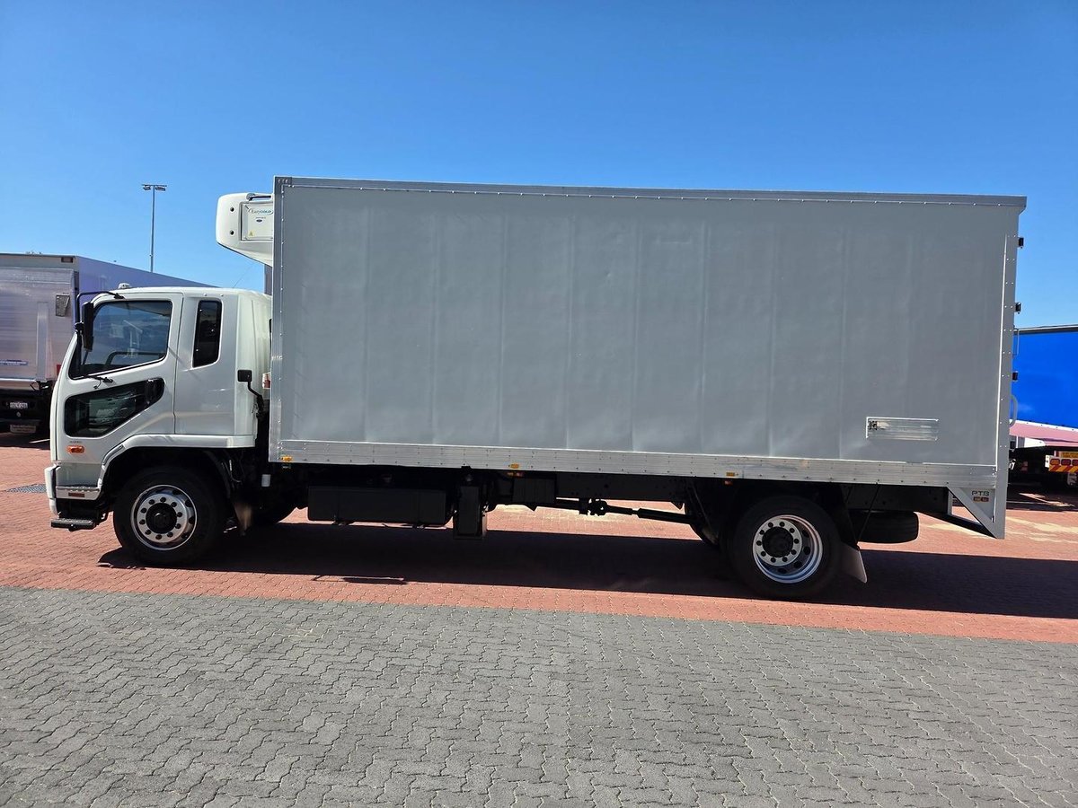 2013 Fuso Fighter 1627 10 Pallet - Minus 18 Freezer image 3