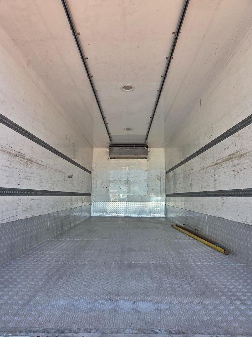 2013 Fuso Fighter 1627 10 Pallet - Minus 18 Freezer image 17